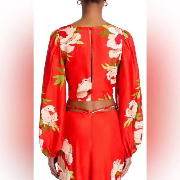 FARM Rio Peony Cropped Top - Picture 2 of 7